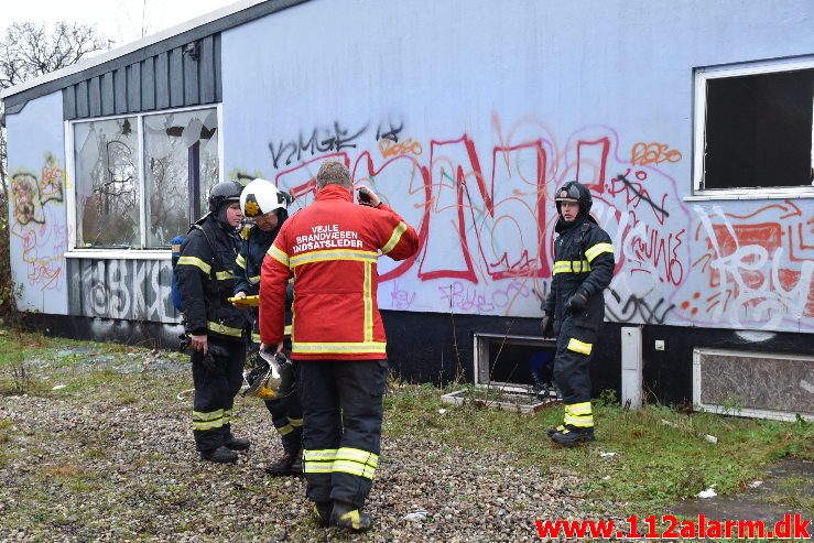 Påsat brand i gamle vandrehjem. Mølholm Landevej 80 i Vejle. 29/11-2018. Kl. 13:52.