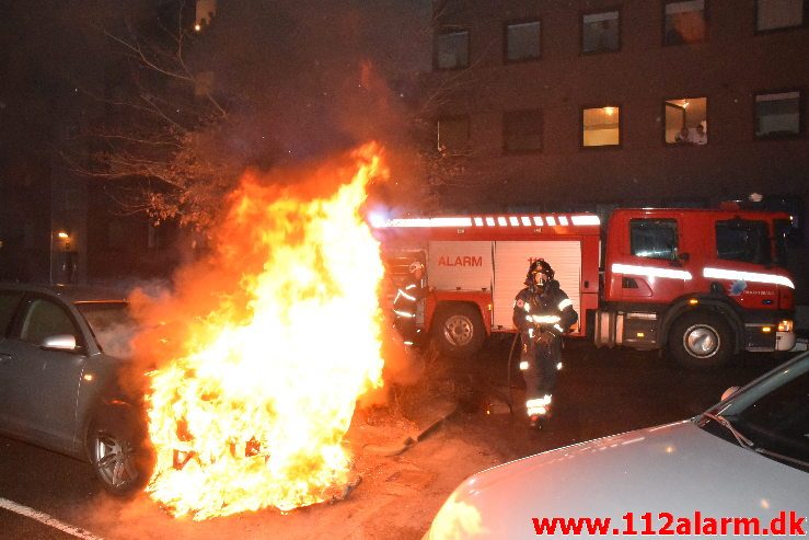 Bilbrand. Skolegade i Vejle. 31/12-2018. KL. 20:09.