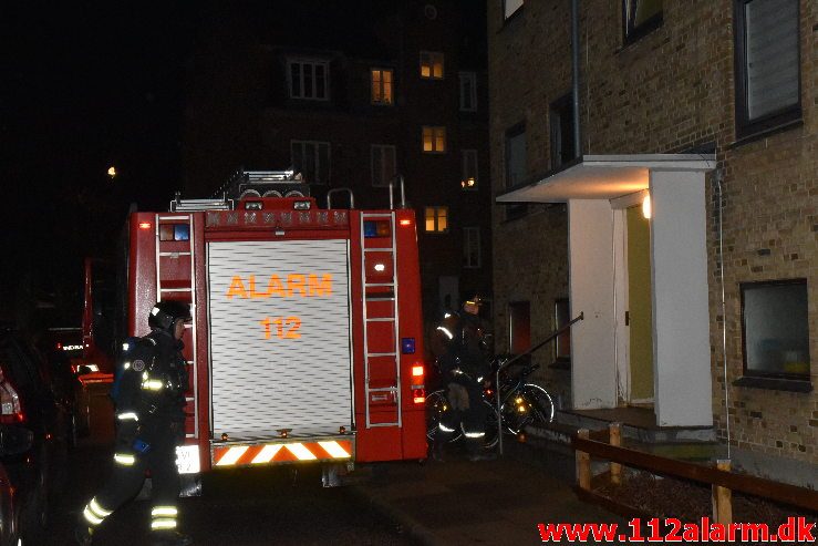 Brand i Etageejendom. Damhaven i Vejle. 08/01-2019. Kl. 20:02.