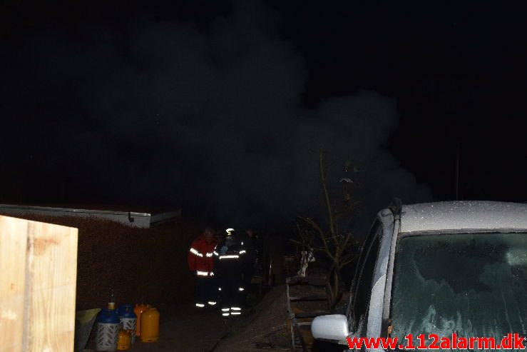 Brand i Kolonihavehus. Mølholmsdalen i Vejle. 18/01-2019. Kl. 17:00.