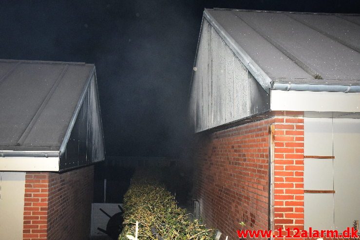 Brand i Villa. Løget Høj i Vejle. 19/01-2019. KL. 20:40.
