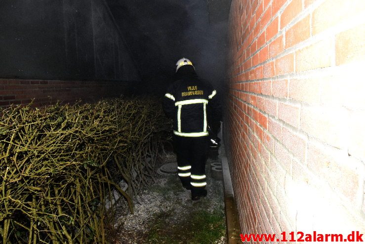 Brand i Villa. Løget Høj i Vejle. 19/01-2019. KL. 20:40.