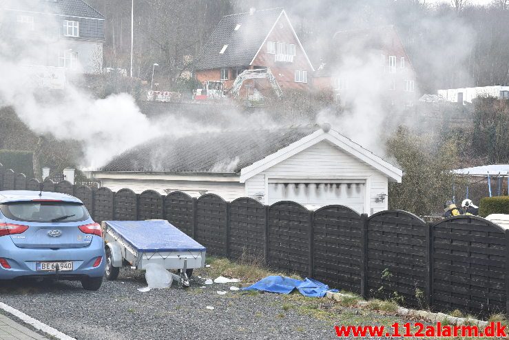 Brand i Villa. Ibæk Strandvej i Vejle. 25/01-2019. Kl. 09:21.