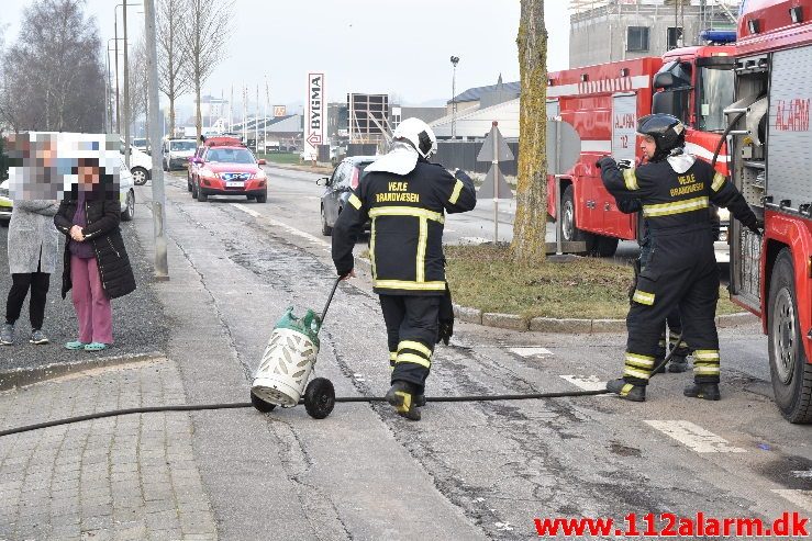 Brand i Villa. Ibæk Strandvej i Vejle. 25/01-2019. Kl. 09:21.