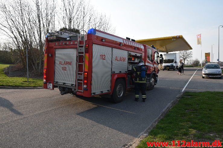 Ild i El-skab. Jellingvej i Vejle. 07/04-2019. Kl. 17:39.