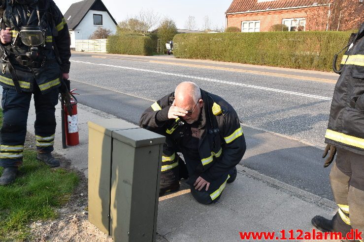 Ild i El-skab. Jellingvej i Vejle. 07/04-2019. Kl. 17:39.