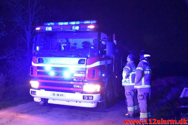 Gårdbrand. Fløjsteupvej i Fløjstrup. 16/04-2019. Kl. 22:46.