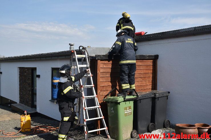 Mindre bygningsbrand. Højbovej i Vejle. 30/04-2019. Kl. 16:02.