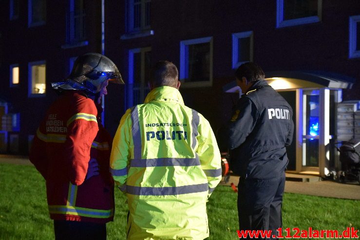 Brand i Etageejendom. Pilevænget i Vejle. 13/05-2019. KL. 02:07.