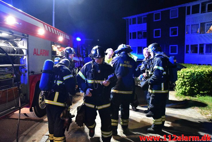 Brand i Etageejendom. Pilevænget i Vejle. 13/05-2019. KL. 02:07.