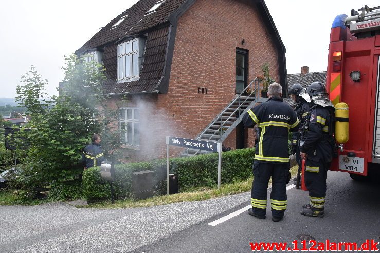 Ild i el-skab. Vardevej i Vejle. 