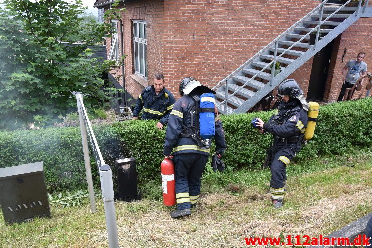 Ild i el-skab. Vardevej i Vejle. 