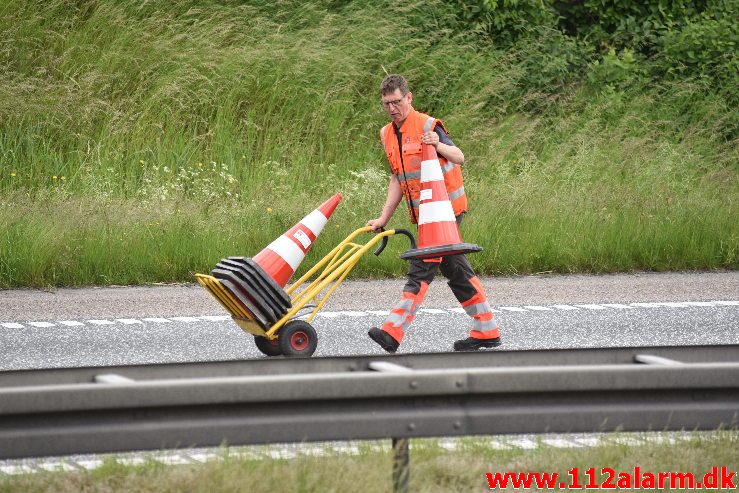 Bilbrand. Motorvejen E45 mellem Hedensted og Vejle. 08/06-2019. Kl. 11:55.