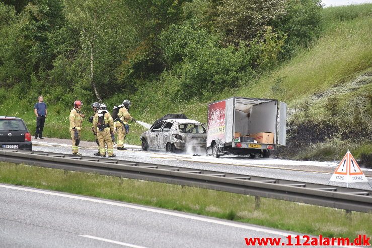 Bilbrand. Motorvejen E45 mellem Hedensted og Vejle. 08/06-2019. Kl. 11:55.