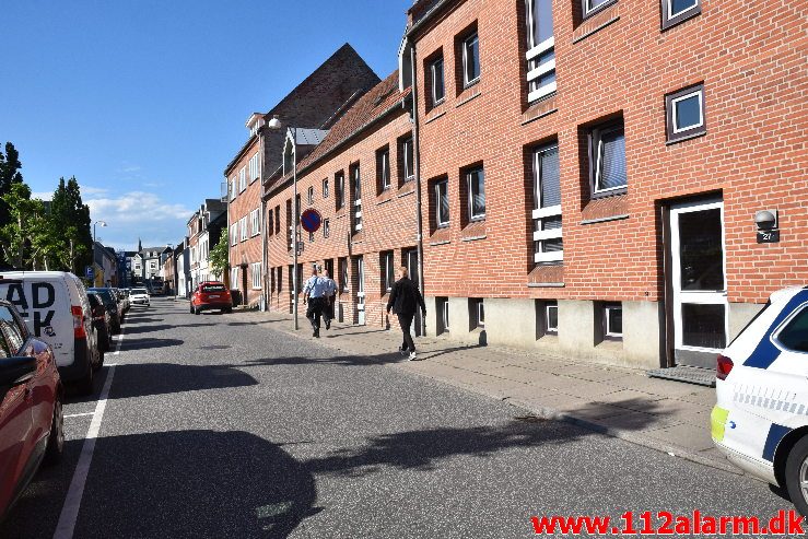 Brand i Etageejendom. Staldgaardsgade 25 i Vejle. 14/06-2019. Kl. 09:01.