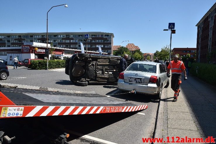 Køreprøven gik helt galt. Skolegade i Vejle. 14/006-2019. Ca. KL. 13:15.