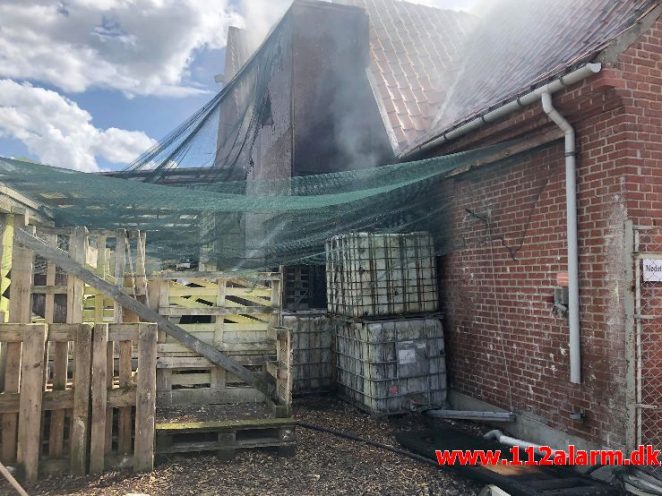 Brand i Industri. Fredericiavej i Skærup. 21/06-2019. Kl. 15:36.