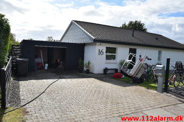 Brand i Villa. Bredager i Bredballe. 06/07-2019. Kl. 17:04.