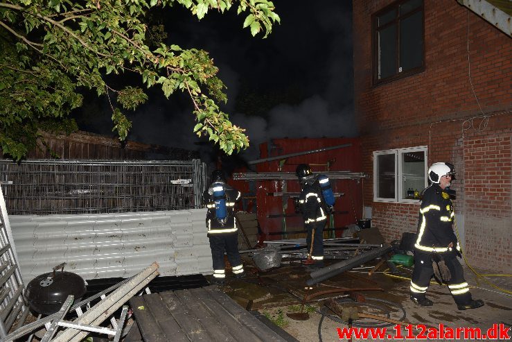 Bygn.brand-Etageejendom. Bleggaardsgade i Vejle. 17/07-2019. KL. 23:01.