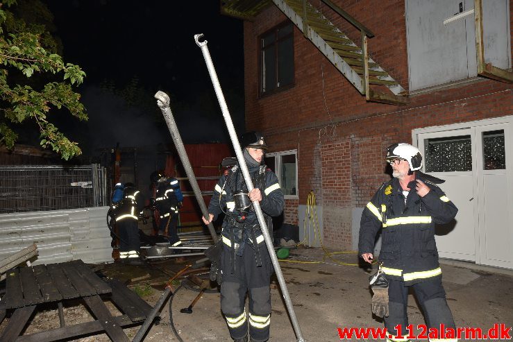 Bygn.brand-Etageejendom. Bleggaardsgade i Vejle. 17/07-2019. KL. 23:01.