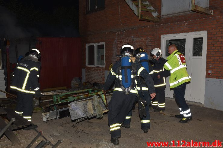 Bygn.brand-Etageejendom. Bleggaardsgade i Vejle. 17/07-2019. KL. 23:01.