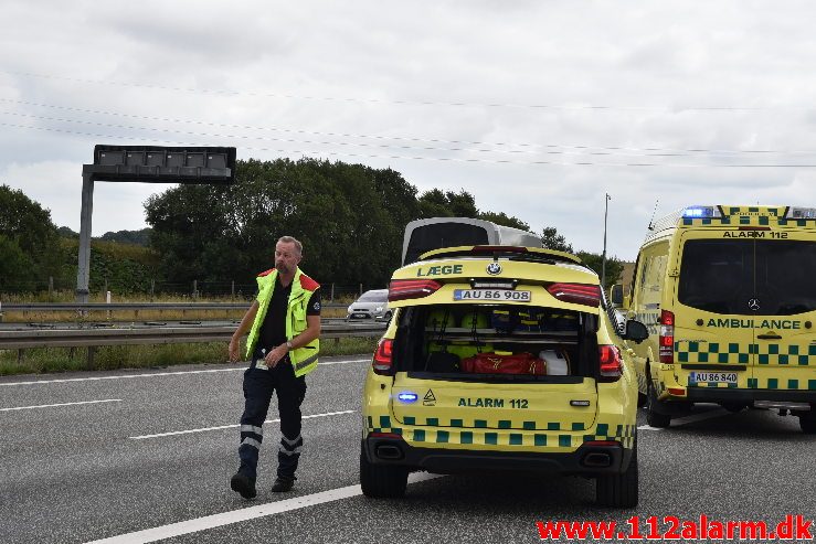 Fuh med Fastklemt. Motorvejen lige syd for Vejle. 04/08-2019. KL. 15:51.