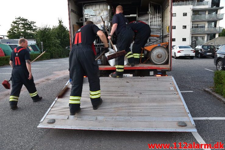 Bundkarret røg af bilen. Flegmade i Vejle. 23/08-2019. Kl. 19:54.