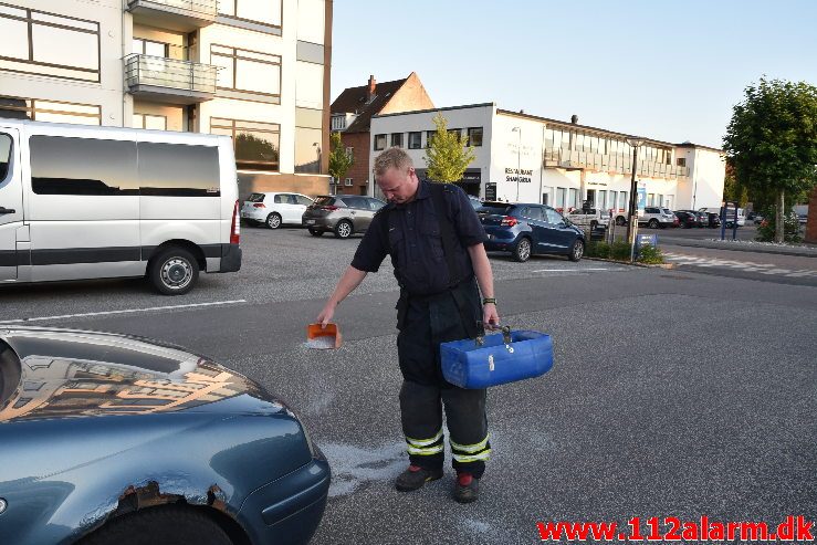 Bundkarret røg af bilen. Flegmade i Vejle. 23/08-2019. Kl. 19:54.