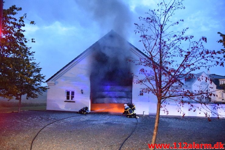 Gårdbrand. Horstedvej i Højen. 31/07-2019. Kl. 21:59.