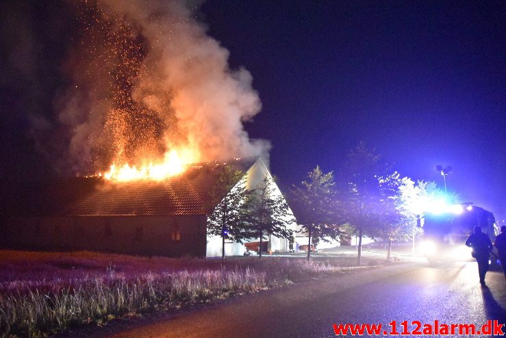 Gårdbrand. Horstedvej i Højen. 31/07-2019. Kl. 21:59.