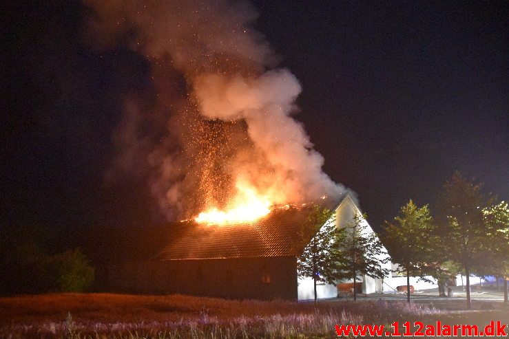 Gårdbrand. Horstedvej i Højen. 31/07-2019. Kl. 21:59.