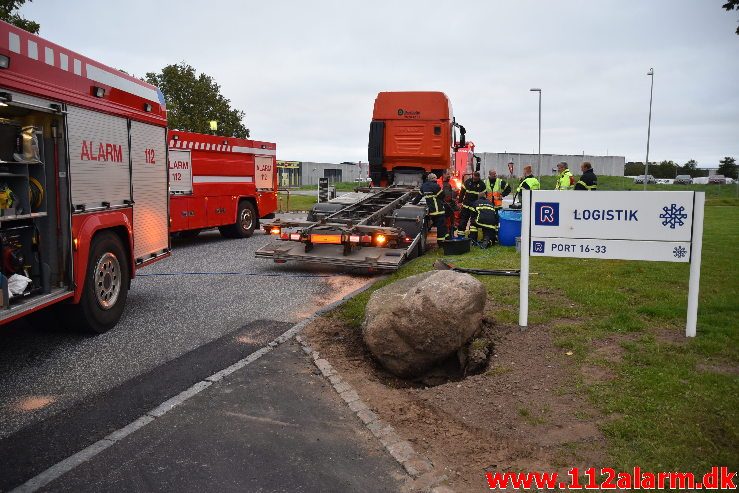 Større olieudslip. Sadelmagervej i Vejle. 20/09-2019. Kl. 18:25.