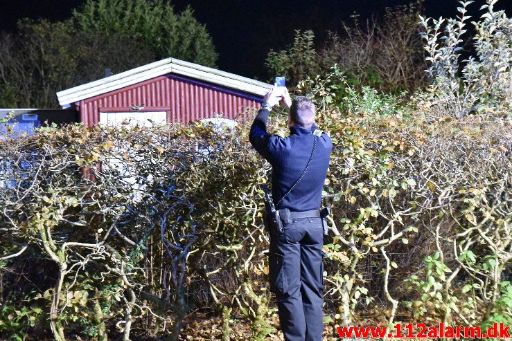 Ild i Kolonihavehus. Nørremarksvej på Nørremarken. 31/10-2019. Kl. 22:37.