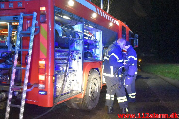 Gårdbrand. Bjerregårdsvej ved Jelling. 20/11-2019. Kl . 20:42.