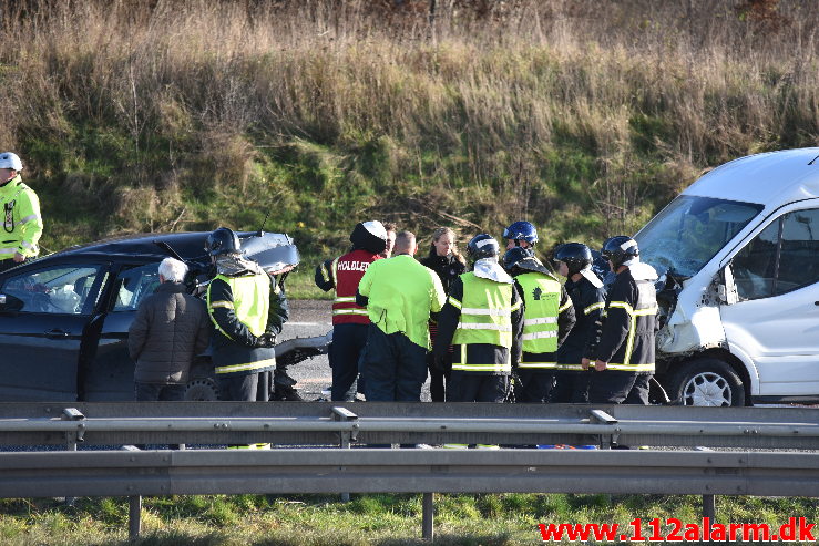 Fuh med fastklemt. Motorvejen E45 i nordgående spor. 29/11-2019. Kl. 11:22.