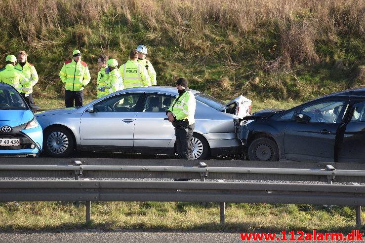 Fuh med fastklemt. Motorvejen E45 i nordgående spor. 29/11-2019. Kl. 11:22.