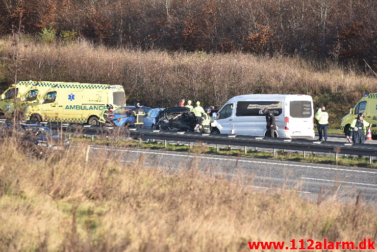 Fuh med fastklemt. Motorvejen E45 i nordgående spor. 29/11-2019. Kl. 11:22.