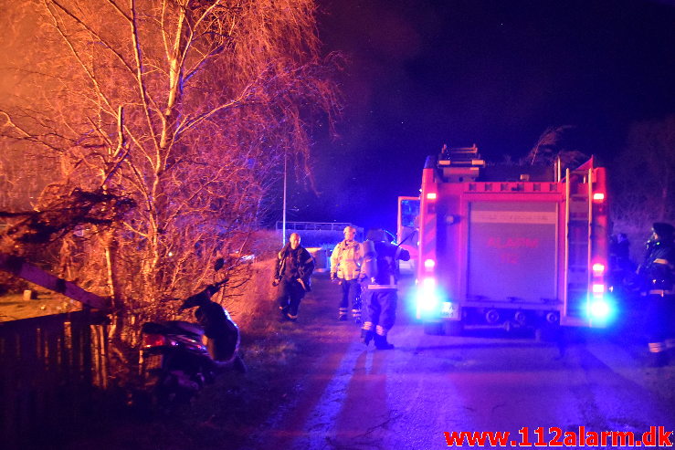 Kolonihavehus nedbrændte totalt. Timianvej i Vejle. 13/12-2019. KL. 18:12.