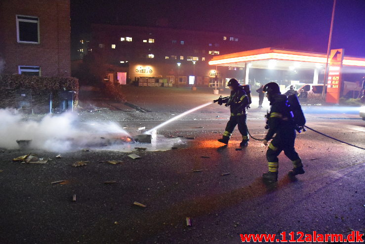 Mindre brand i Container. Vesterbrogade 8 i Vejle. 01/01-2020. Kl. 00:36.