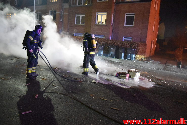 Mindre brand i Container. Vesterbrogade 8 i Vejle. 01/01-2020. Kl. 00:36.