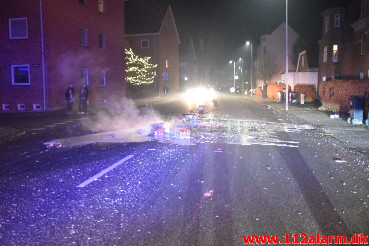 Mindre brand i Container. Vesterbrogade 8 i Vejle. 01/01-2020. Kl. 00:36.