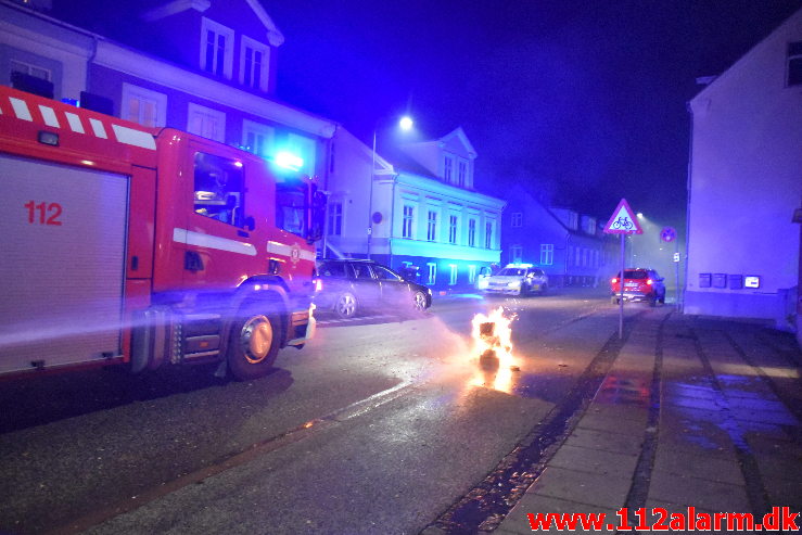 Mindre brand i Container. Vesterbrogade 8 i Vejle. 01/01-2020. Kl. 00:36.