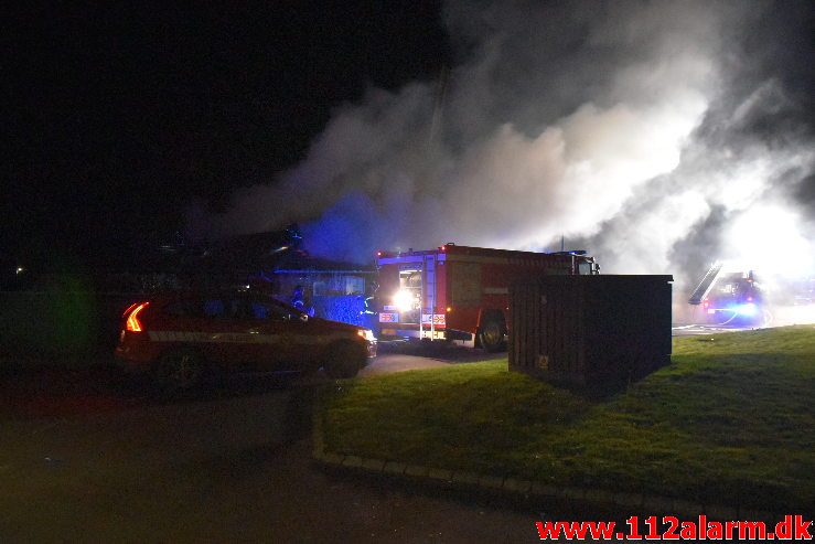 Brand i Villa. Skolebakken i Vejle ø. 01/01-2020. Kl. 01:01.