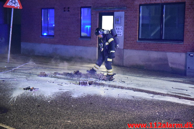 Mindre brand i Container. Vesterbrogade 8 i Vejle. 01/01-2020. Kl. 00:36.