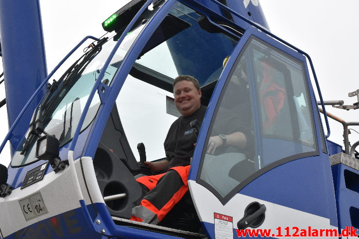 Autotransporter fra Polen tabte sin hænger. Kolding Landevej ved Fredericia. 23/01-2020. Kl. 7:00.