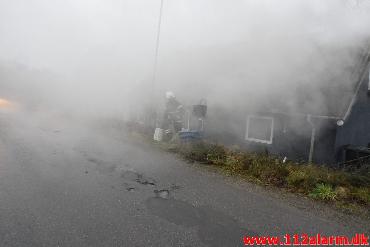 Brand i Villa. Fløjstrupvej i Vindelev. 24/01-2020. Kl. 14:31.