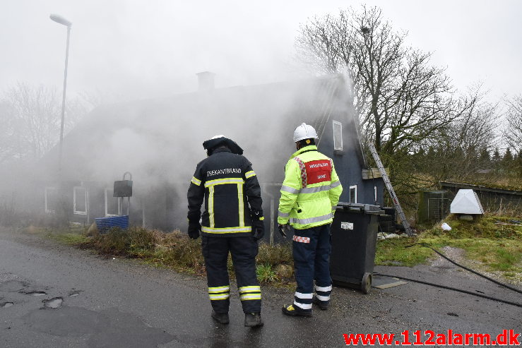 Brand i Villa. Fløjstrupvej i Vindelev. 24/01-2020. Kl. 14:31.