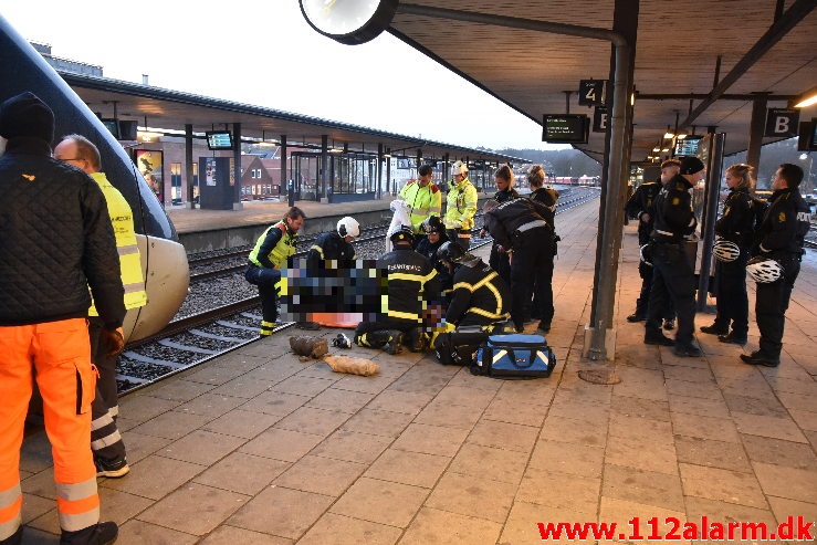 Personpåkørsel Fastklemt Tog. Vejle Banegård. 04/02-2020. Kl. 07:50.