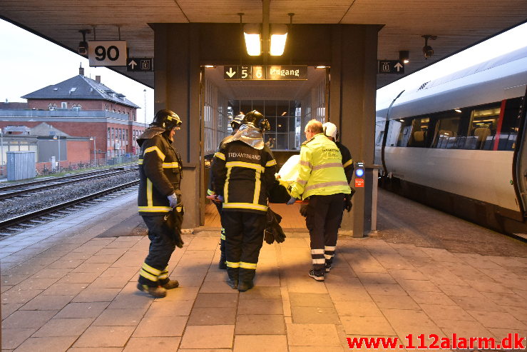 Personpåkørsel Fastklemt Tog. Vejle Banegård. 04/02-2020. Kl. 07:50.