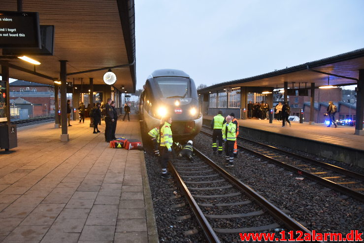 Personpåkørsel Fastklemt Tog. Vejle Banegård. 04/02-2020. Kl. 07:50.